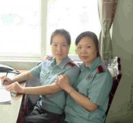 梅山女子中队四名队员做好事受赞扬