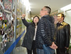 公司组织各部室到金舜源商贸公司学习考察