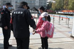 【战疫情】雨花保安为校园筑起第一道疫情防控墙